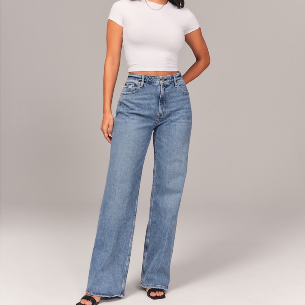 Curve Love High Rise 90s Relaxed Jeans